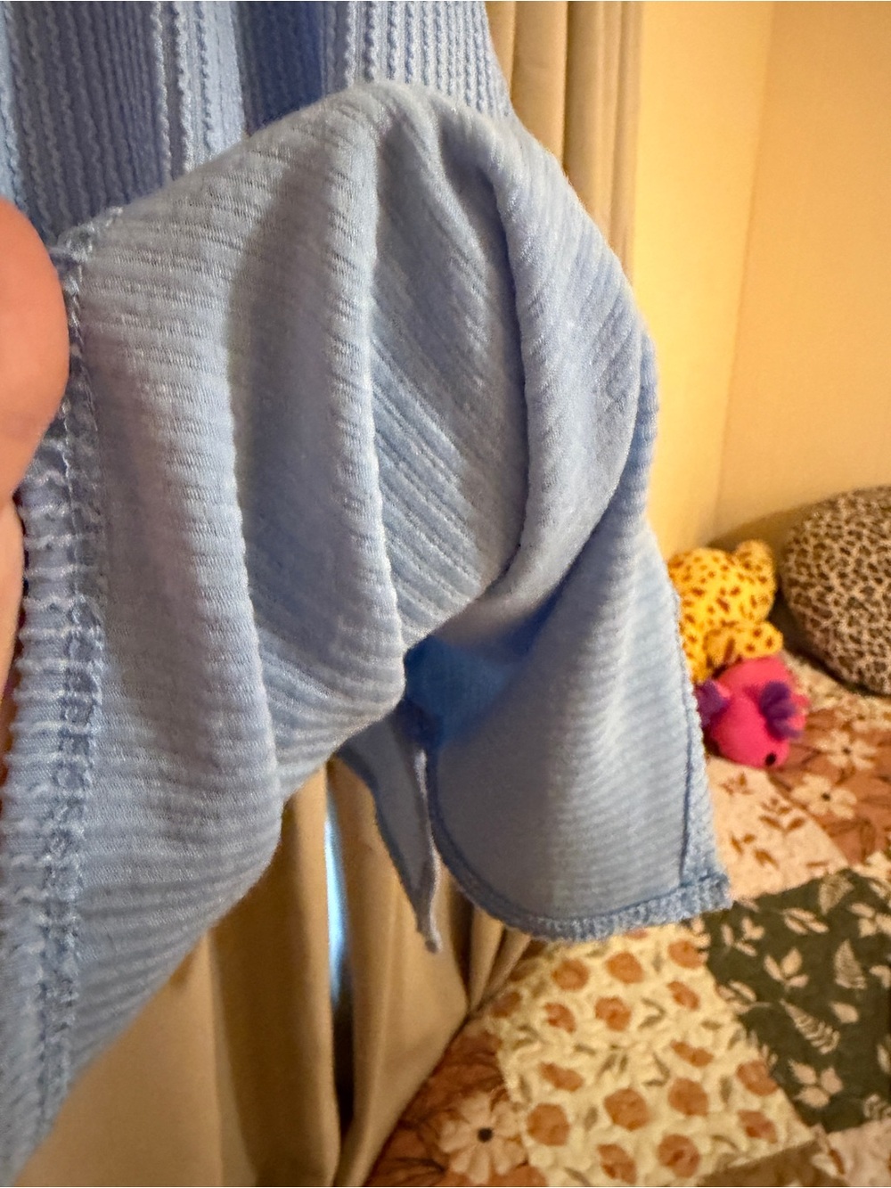 Set of 2 Raised Rib Dolman 3/4 sleeve Top - Picture 10 of 11